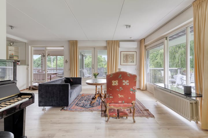 Foto 9 van Schoolstraat 64