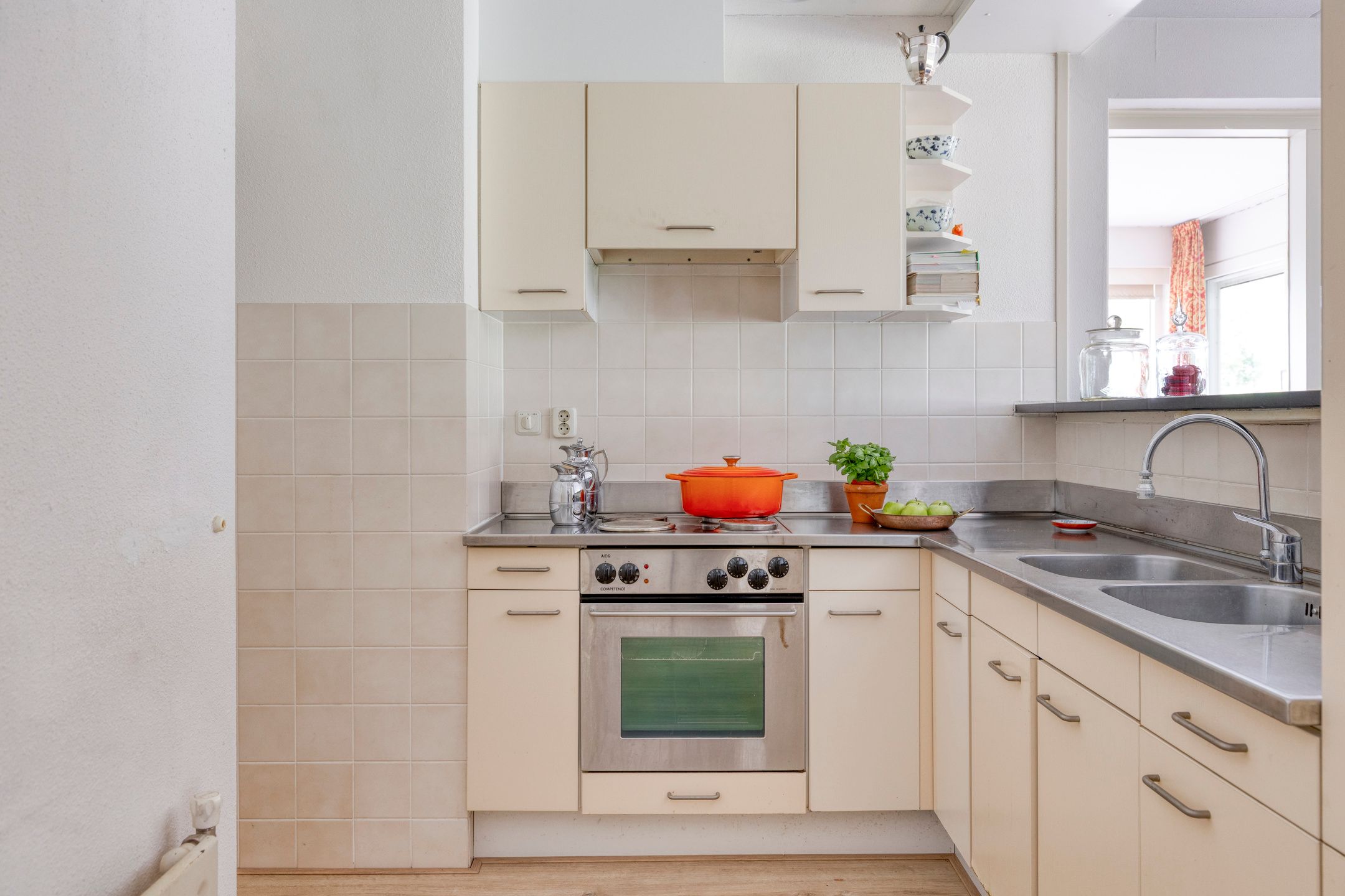 Foto 12 van Schoolstraat 64