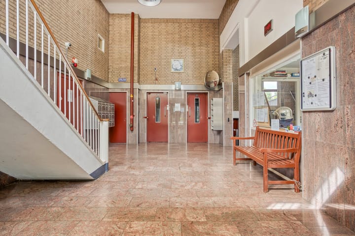 Photo 8 of Burgemeester De Vlugtlaan 267