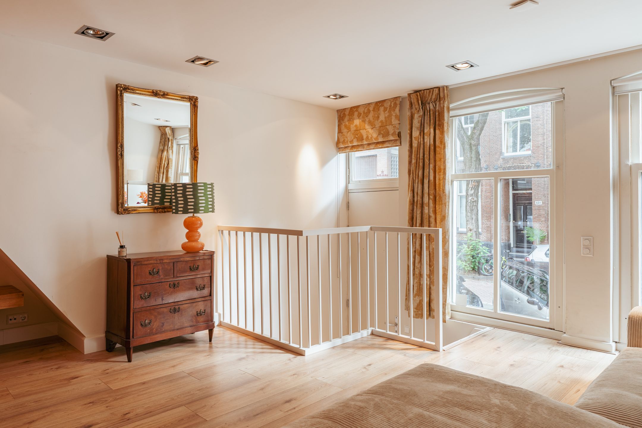 Photo 6 of Da Costastraat 104-H