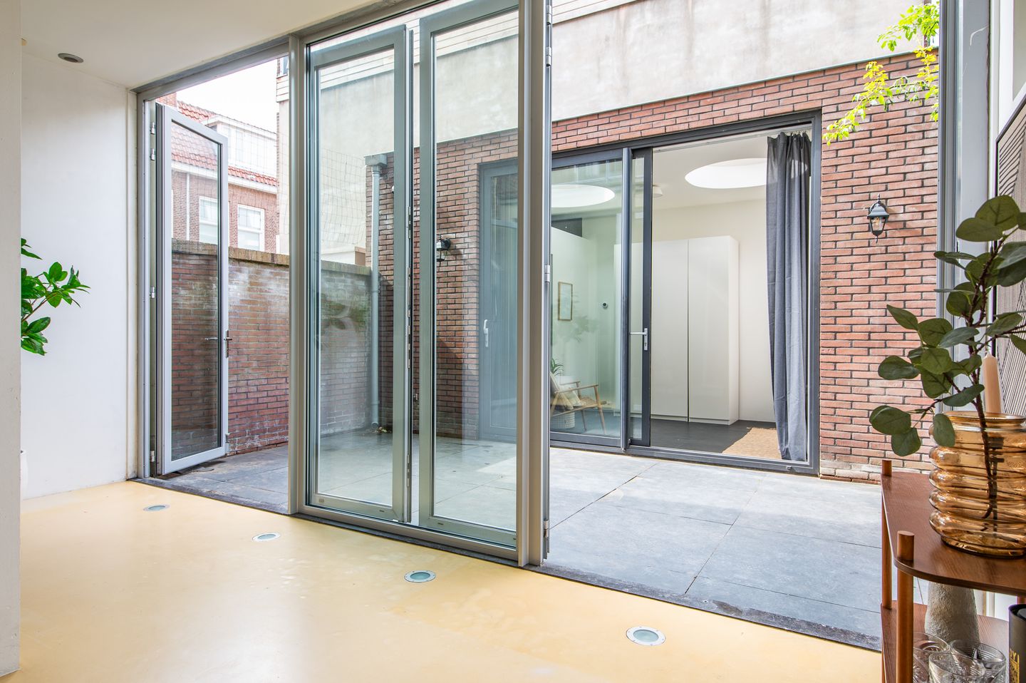 Photo 14 of Leidsestraat 22