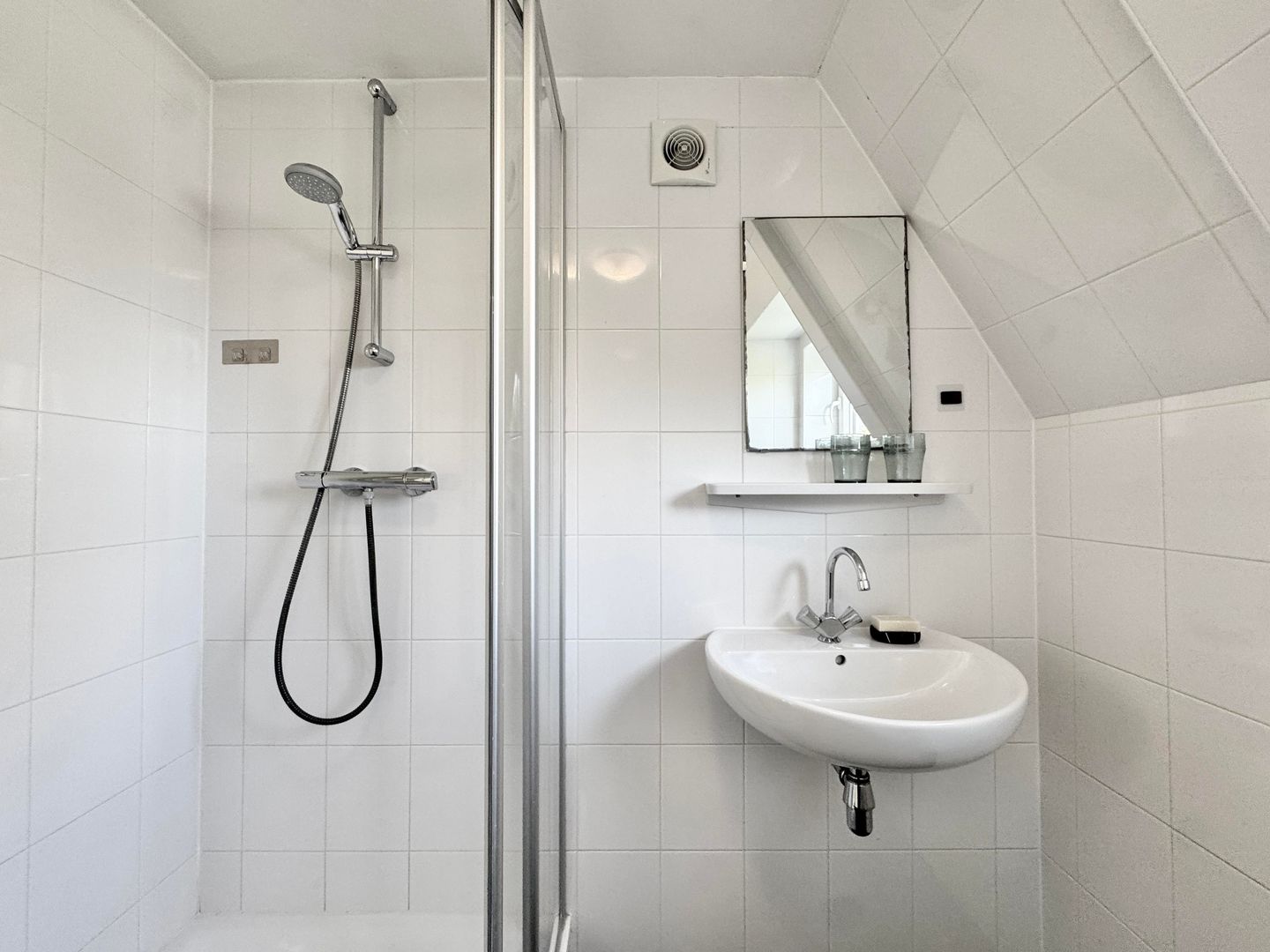 Foto 20 van Lange Hilleweg 227-A02