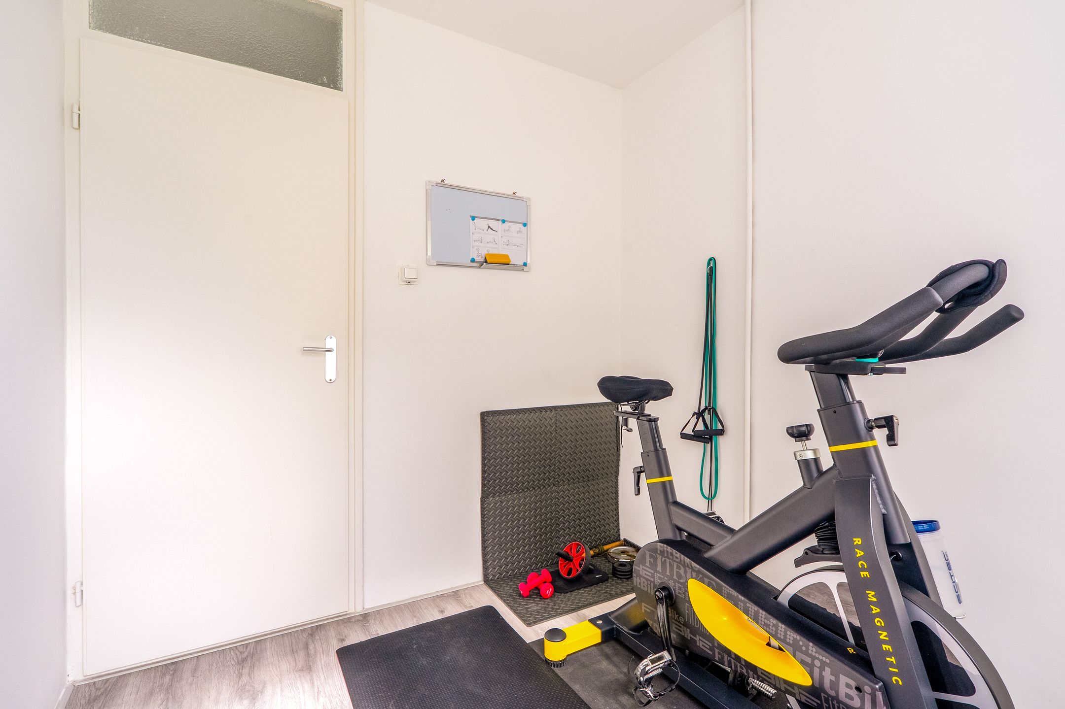 Foto 33 van Houtduifstraat 11