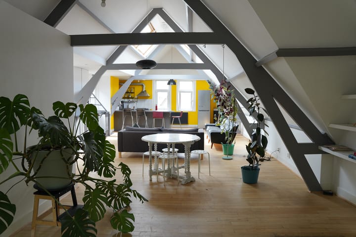 Photo 10 of Graaf Florisstraat 9-B03