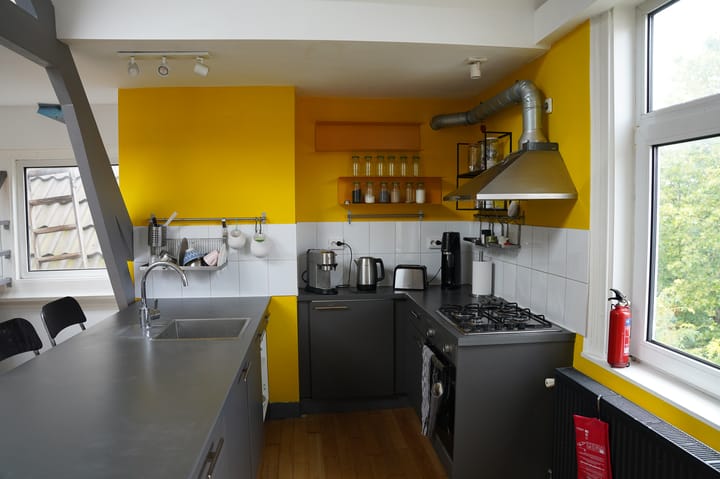 Photo 4 of Graaf Florisstraat 9-B03