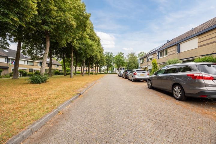 Foto 2 van Alsemhof 9