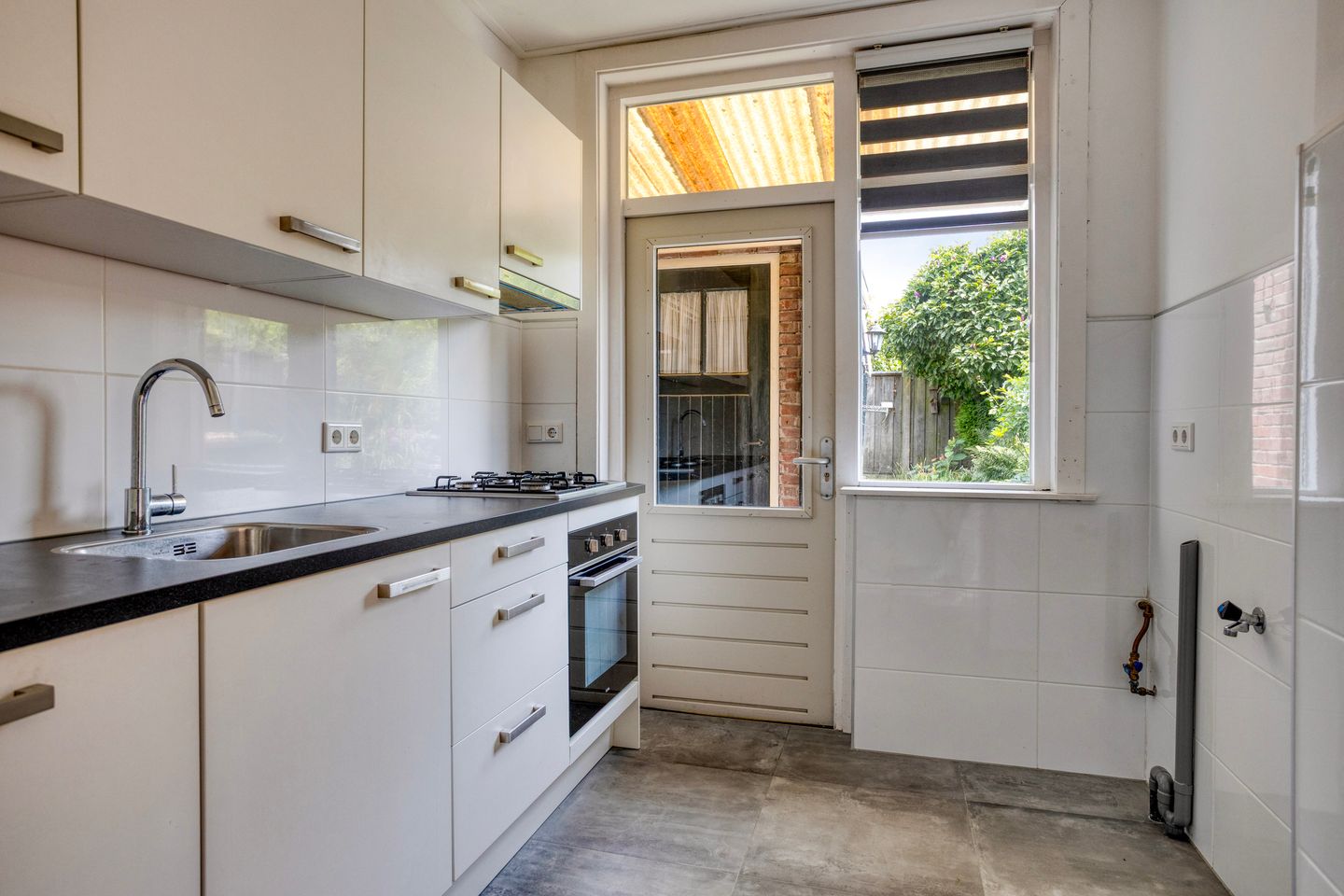 Foto 14 van Niasstraat 11