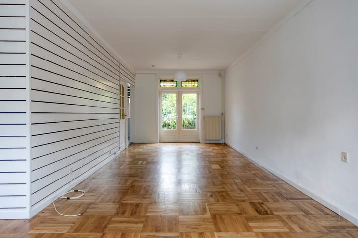 Foto 16 van Niasstraat 11