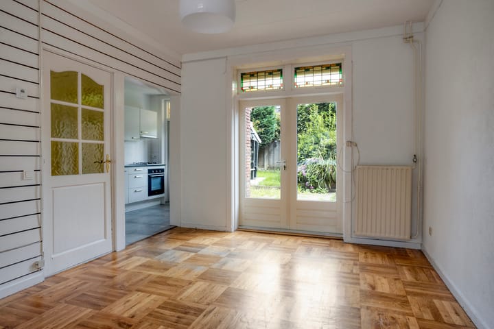 Foto 17 van Niasstraat 11