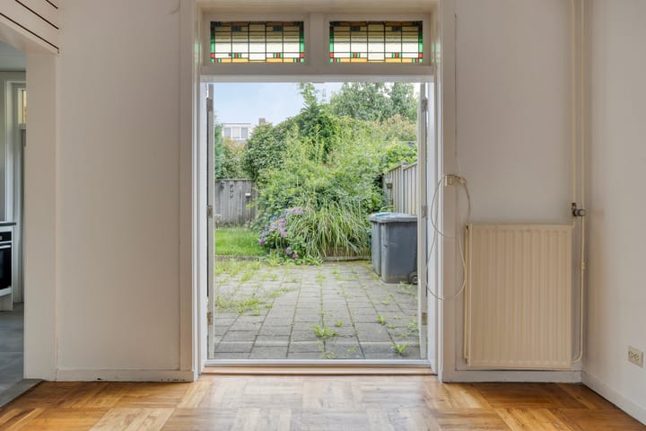 Foto 18 van Niasstraat 11