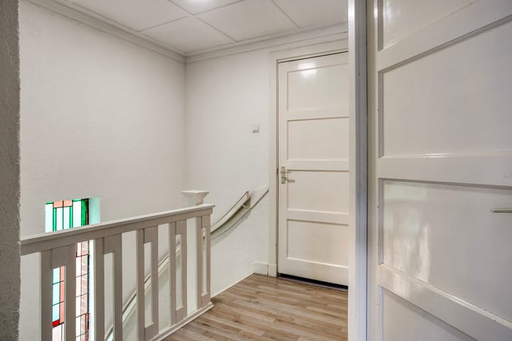 Foto 23 van Niasstraat 11