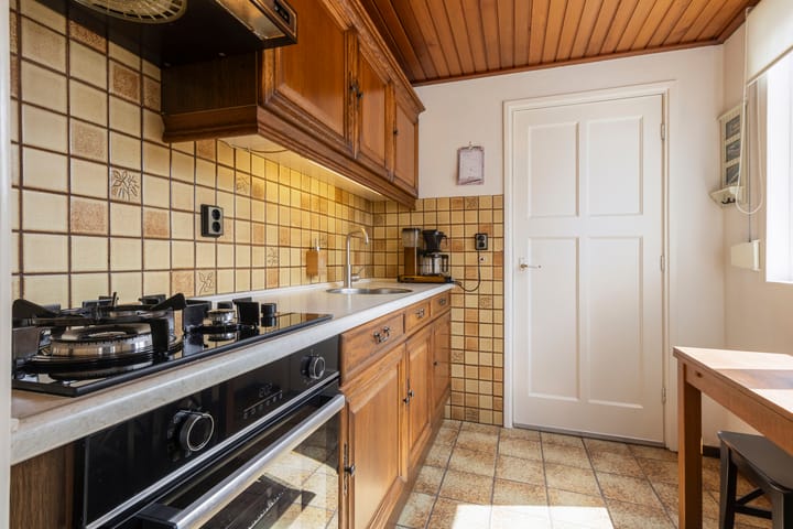 Foto 7 van Parallelweg 74