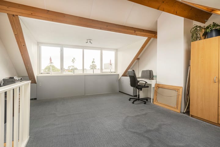 Foto 21 van Parallelweg 74