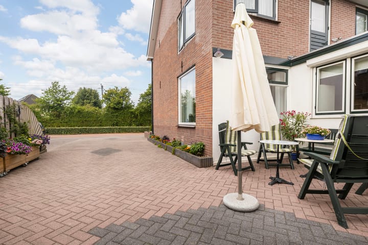 Foto 31 van Parallelweg 74