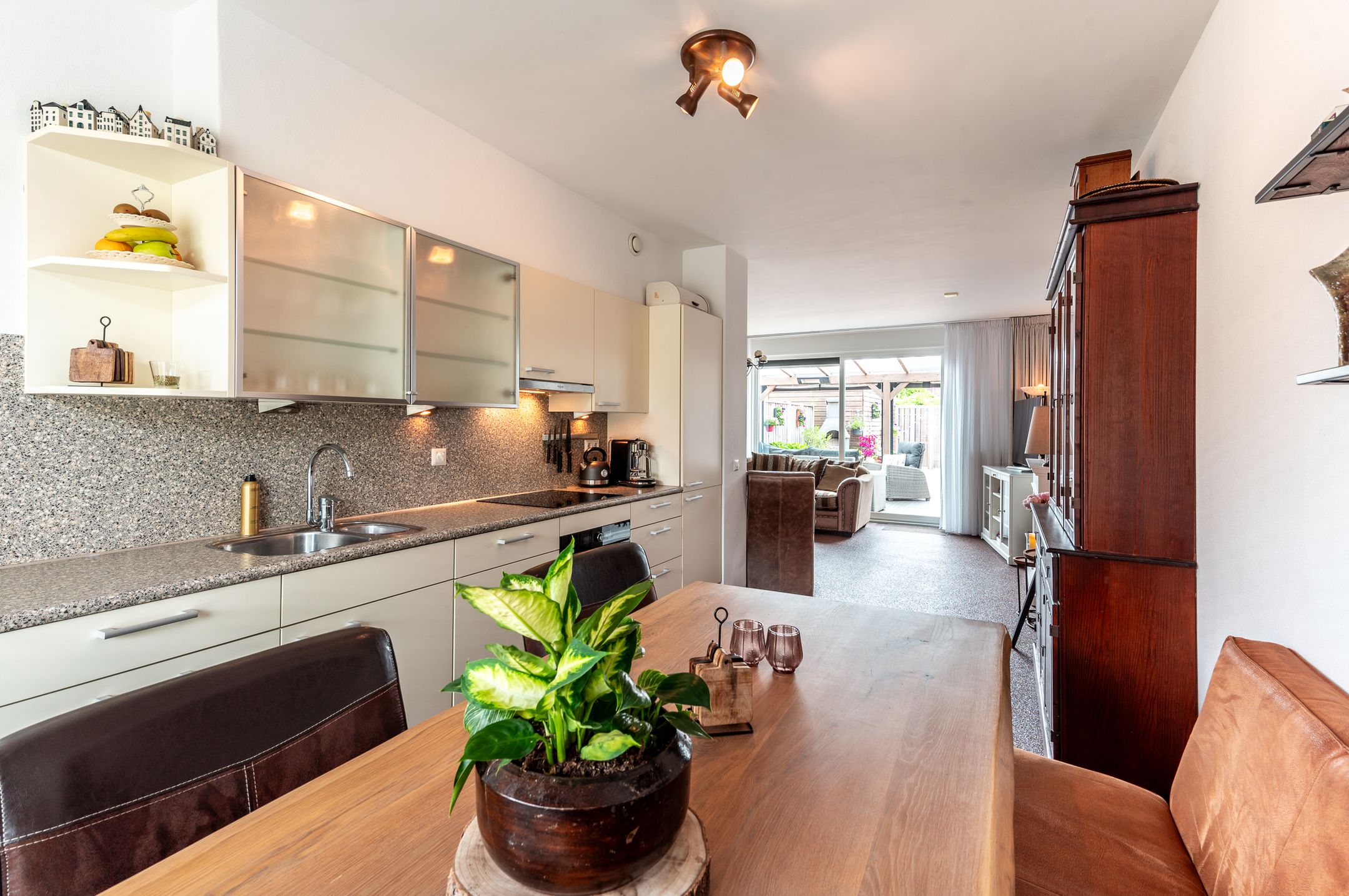 Foto 12 van Vooronder 56