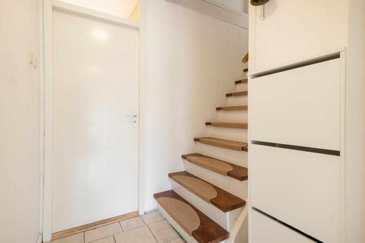 Photo 8 of Olthorst 29