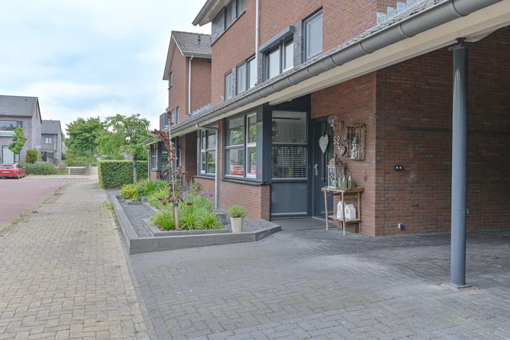 Foto 3 van Pauwoog 52