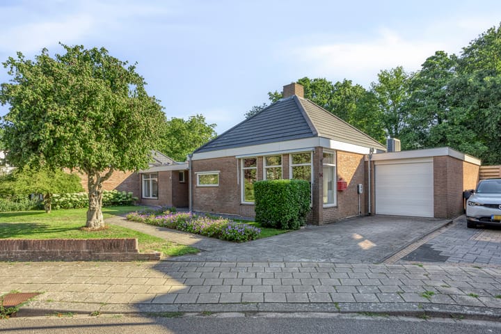 Foto 2 van Emdenmeen 54