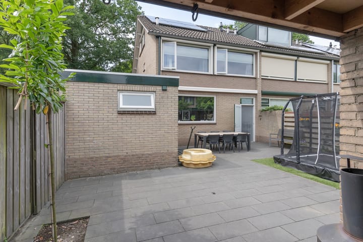 Foto 39 van Meerkoetstraat 56