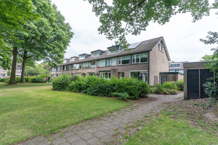 Foto 42 van Meerkoetstraat 56