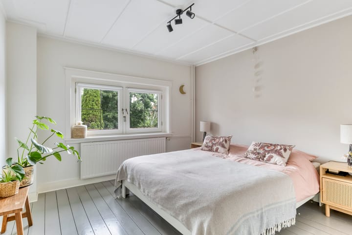 Photo 18 of Knipplein 1