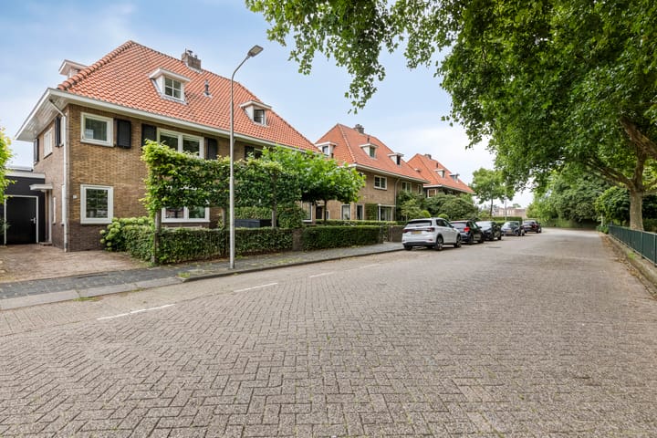 Photo 33 of Knipplein 1