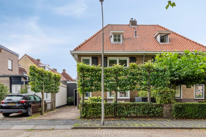 Photo 34 of Knipplein 1