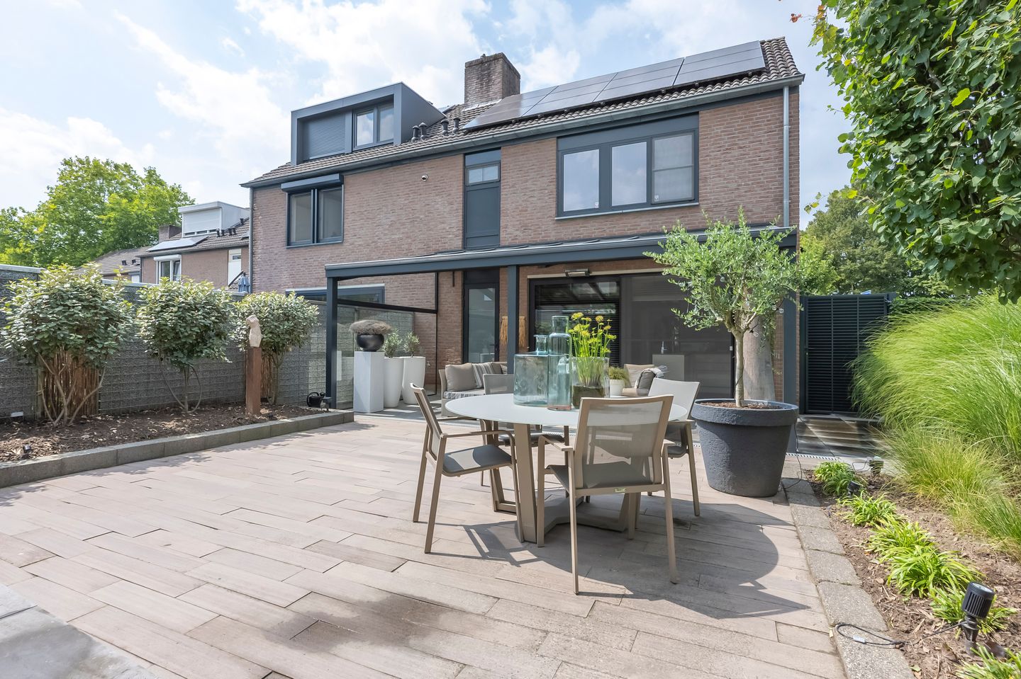 Foto 34 van Hendrik van Veldekestraat 60