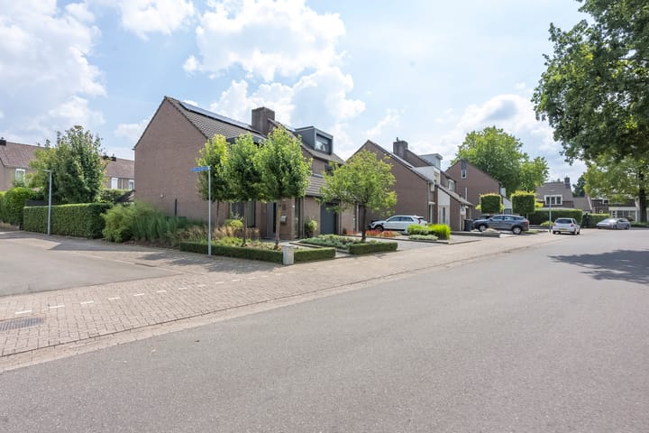 Foto 36 van Hendrik van Veldekestraat 60