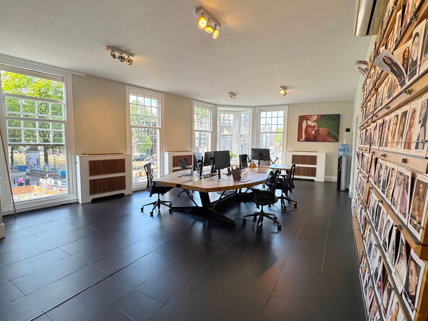 View photo 5 of Raadhuisstraat 52-A