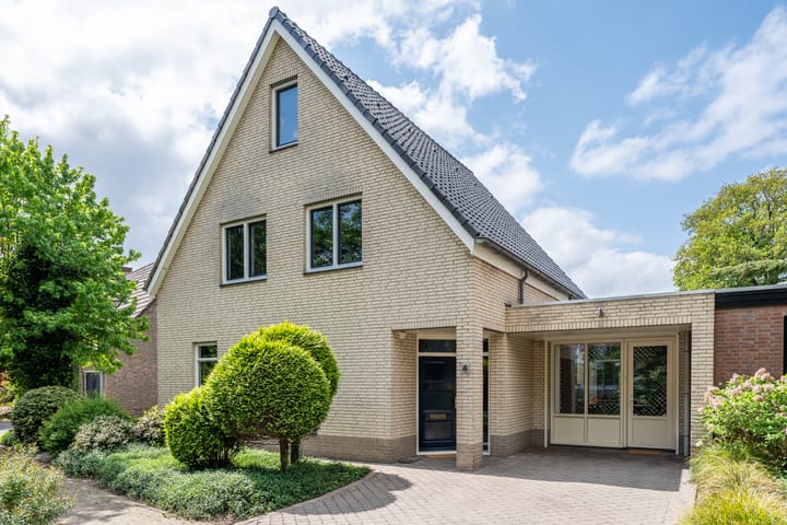 Photo 8 of Drievennestraat 4