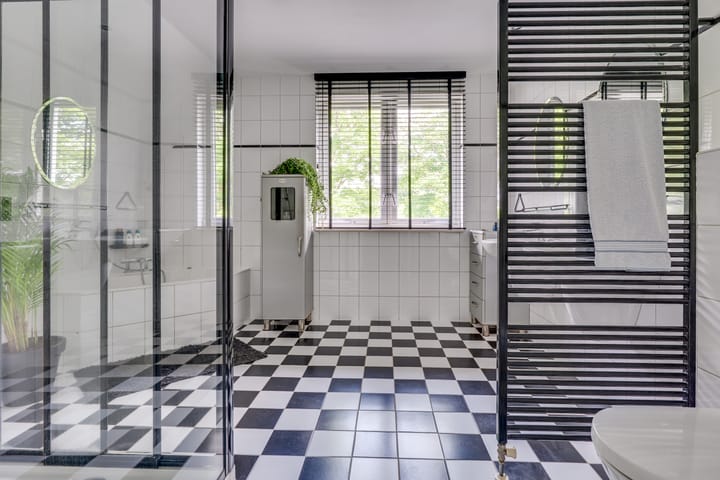 Photo 37 of Drievennestraat 4