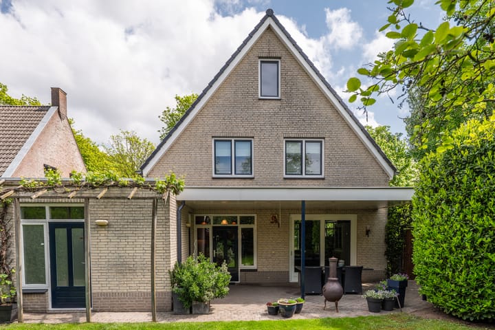 Photo 45 of Drievennestraat 4