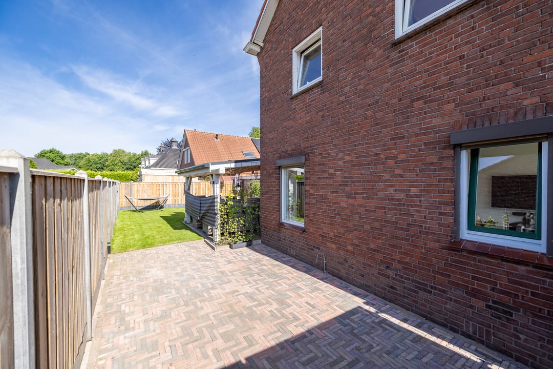 Foto 22 van Pastoor te Rielestraat 2