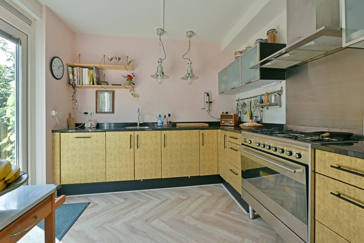 Photo 13 of Zwanenlaan 5