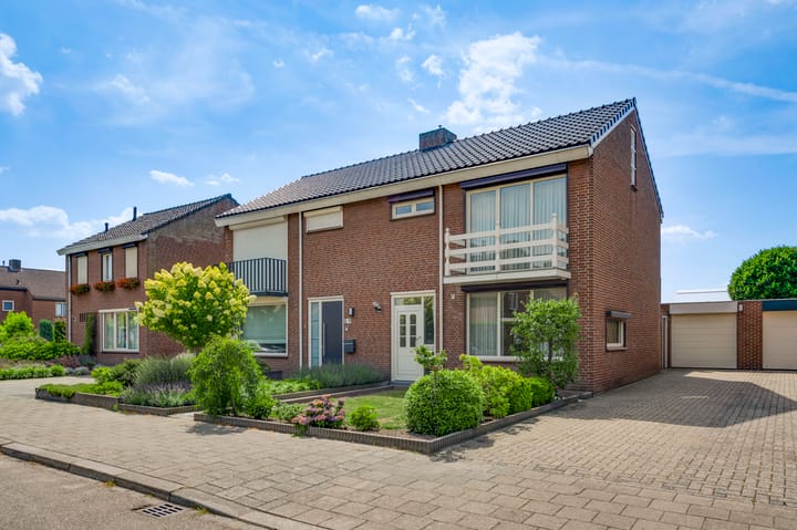 Foto 33 van Tjongerstraat 7