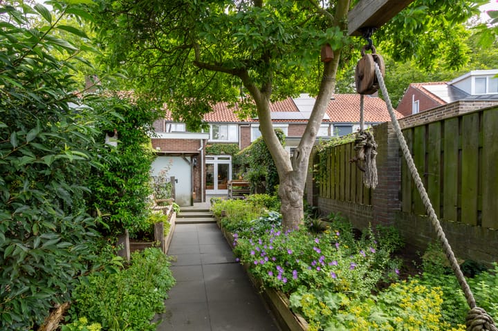 Foto 18 van Helmondselaan 21