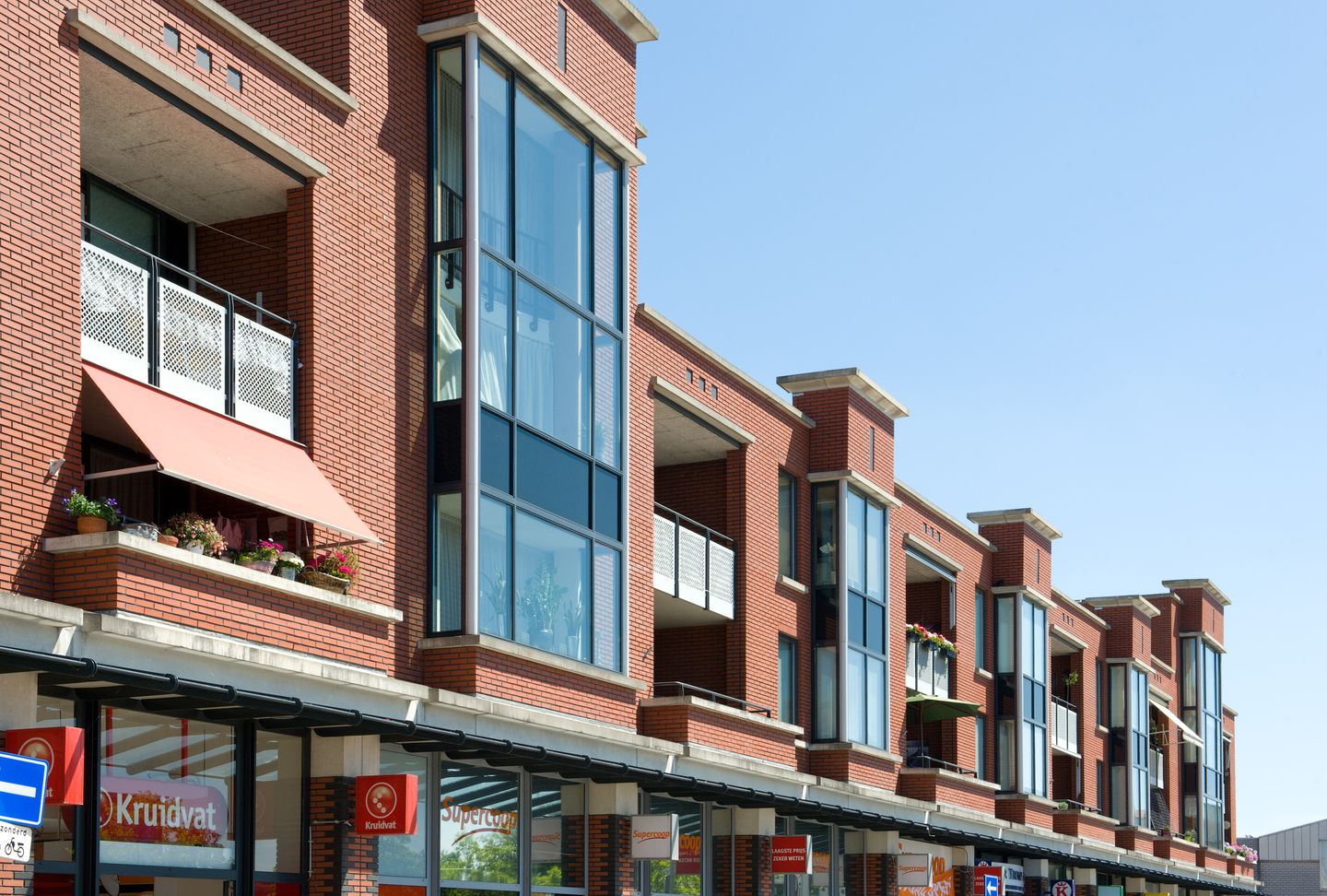 Photo 14 of Krommenieërweg 28-B