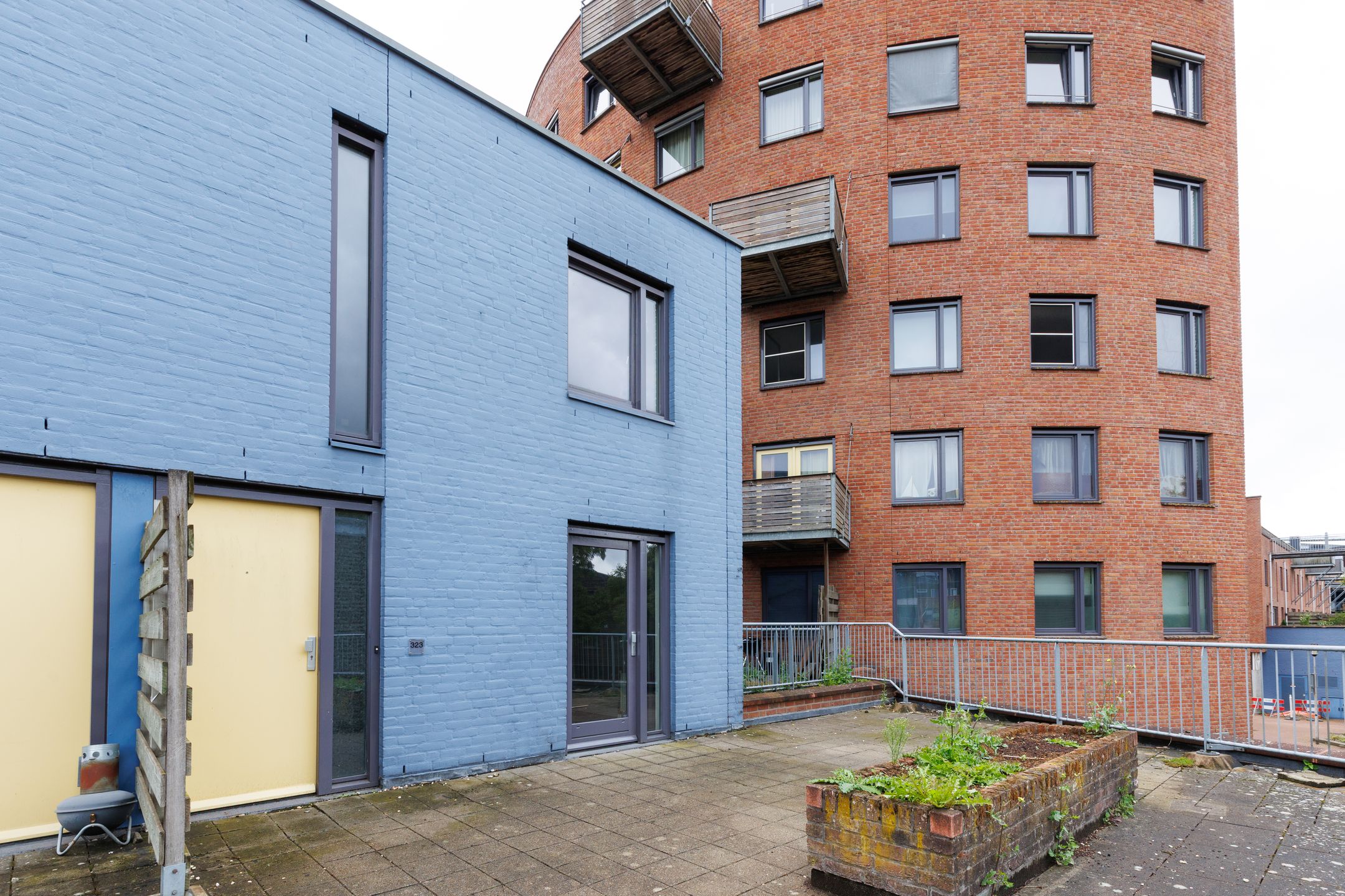 Photo 3 of Linie 323