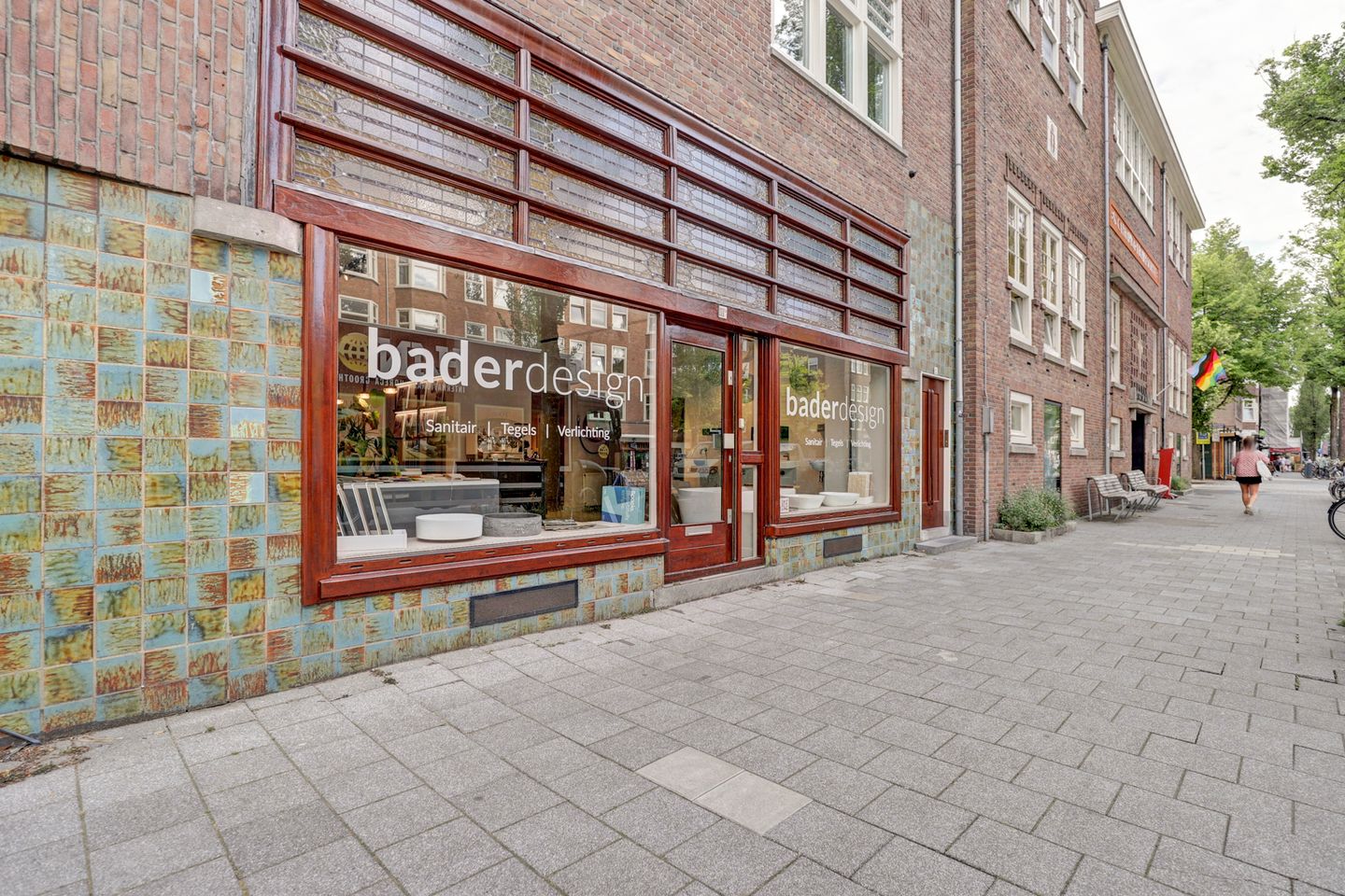 View photo 2 of Rijnstraat 111-H