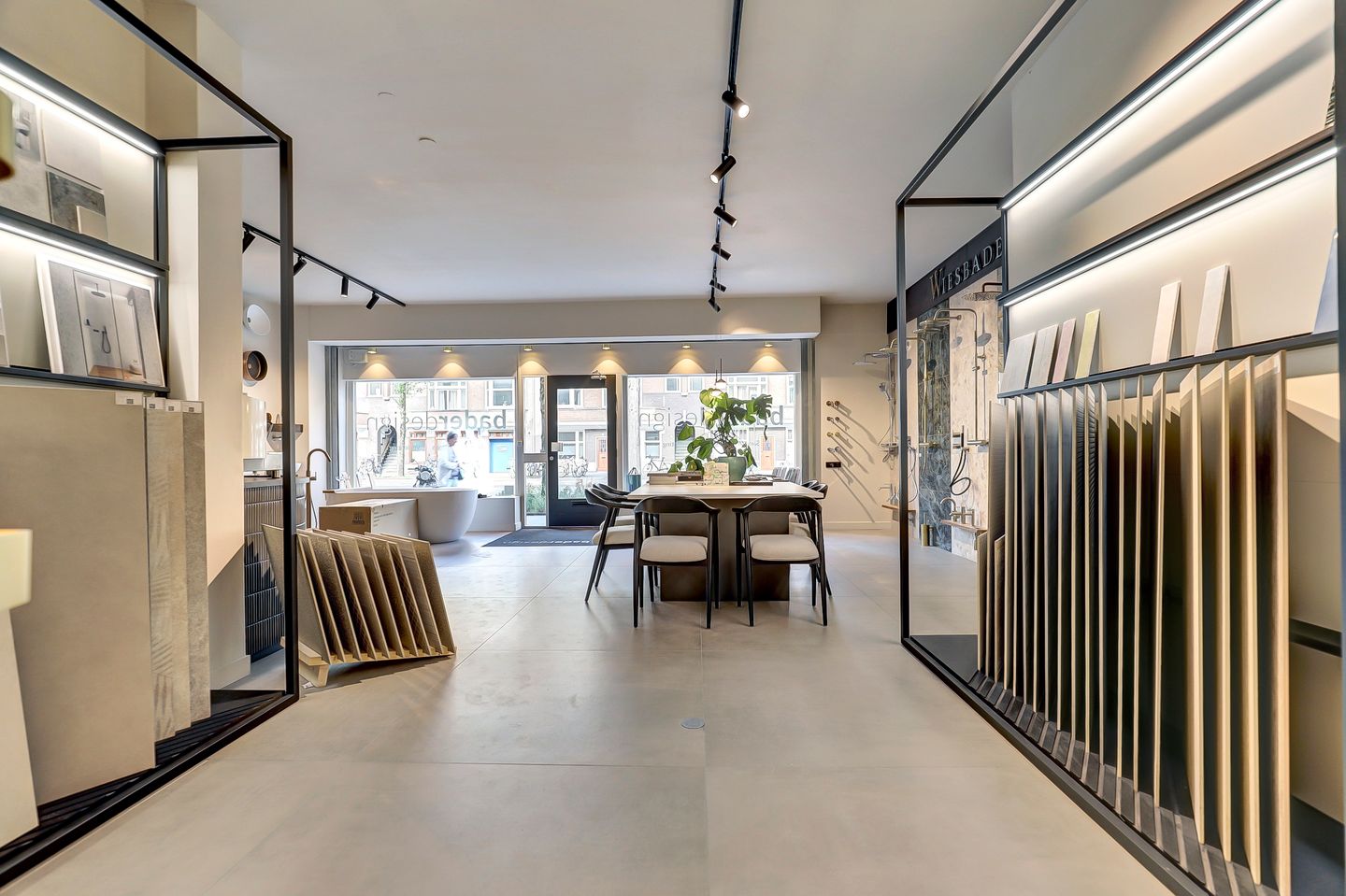 View photo 4 of Rijnstraat 111-H