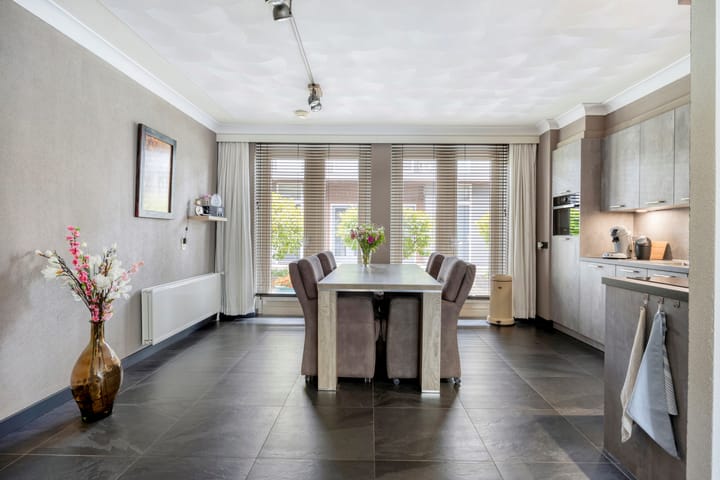 Foto 9 van Poolster 49