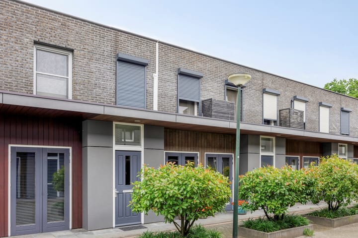 Foto 24 van Poolster 49