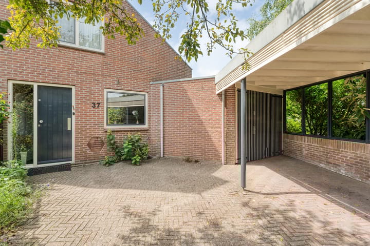 Photo 2 of Merellaan 37