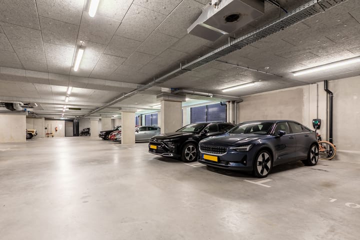 Foto 28 van Harmenjansweg 87-K