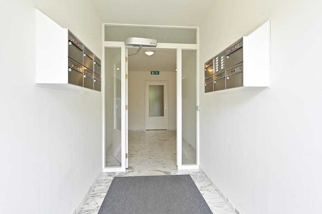 Foto 2 van Burgemeester De Monchyplein 81