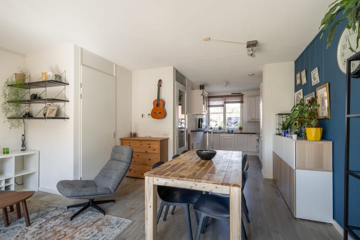 Foto 11 van van Gochstraat 10