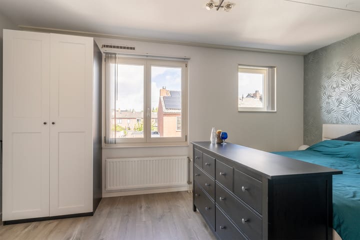 Foto 17 van van Gochstraat 10