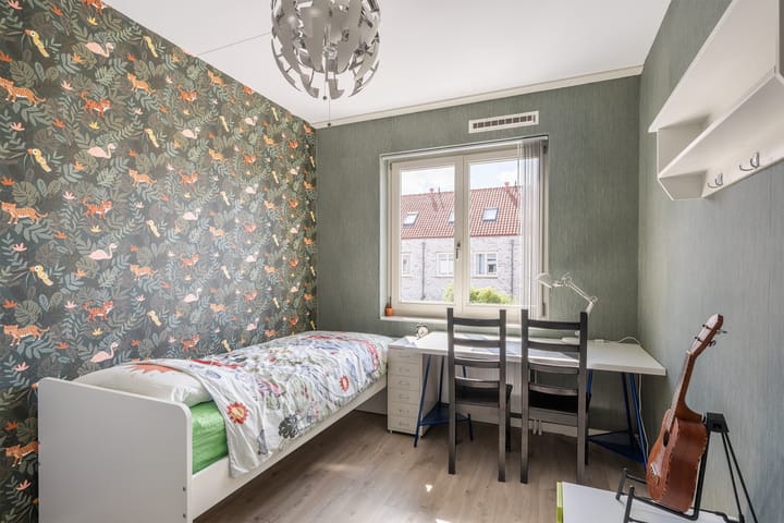 Foto 22 van van Gochstraat 10