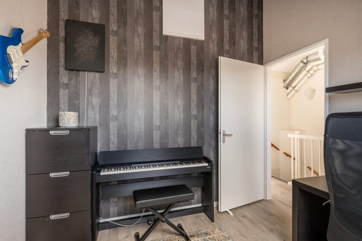 Foto 35 van van Gochstraat 10